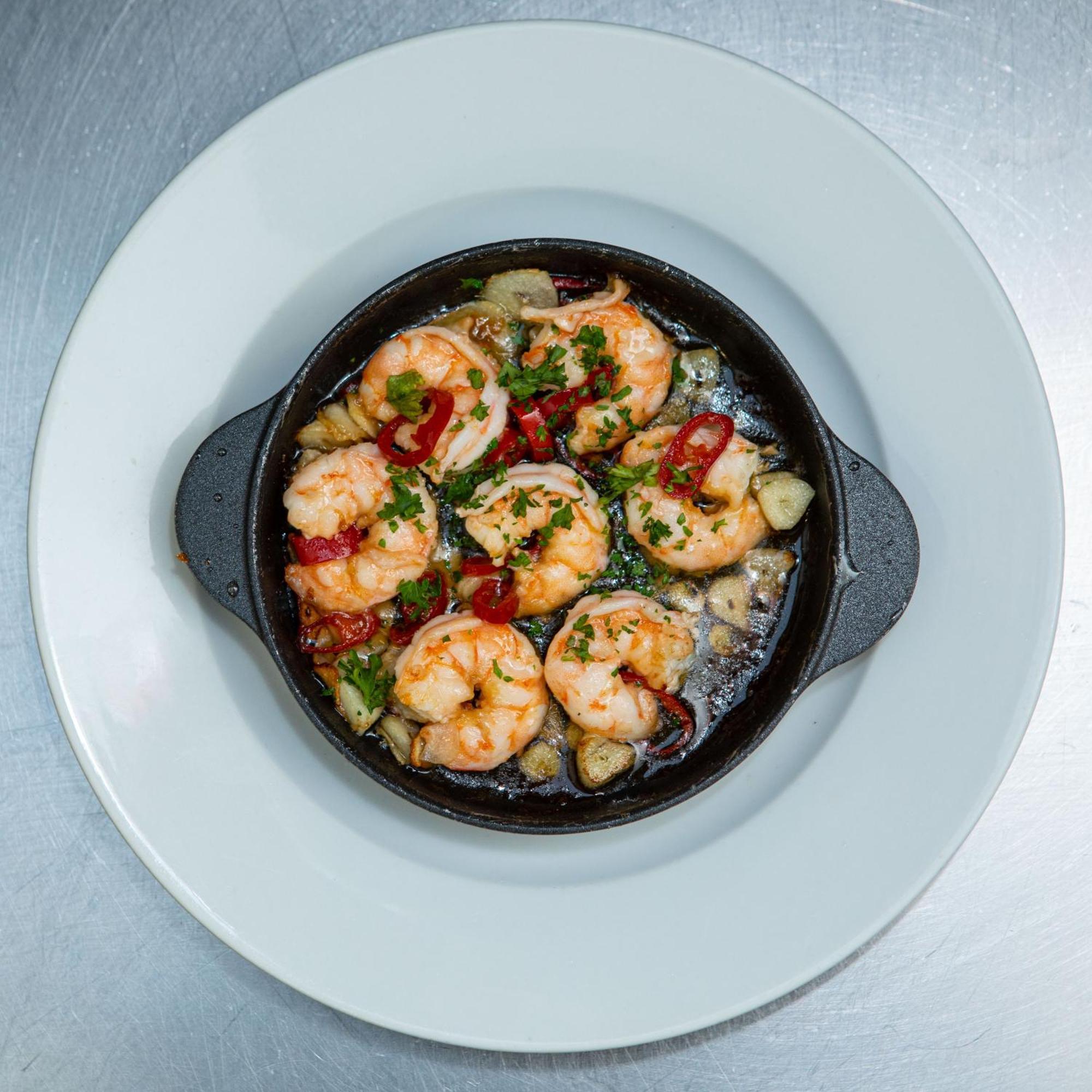 Ashes Seafood Restaurant Accommodation 丁格尔 外观 照片